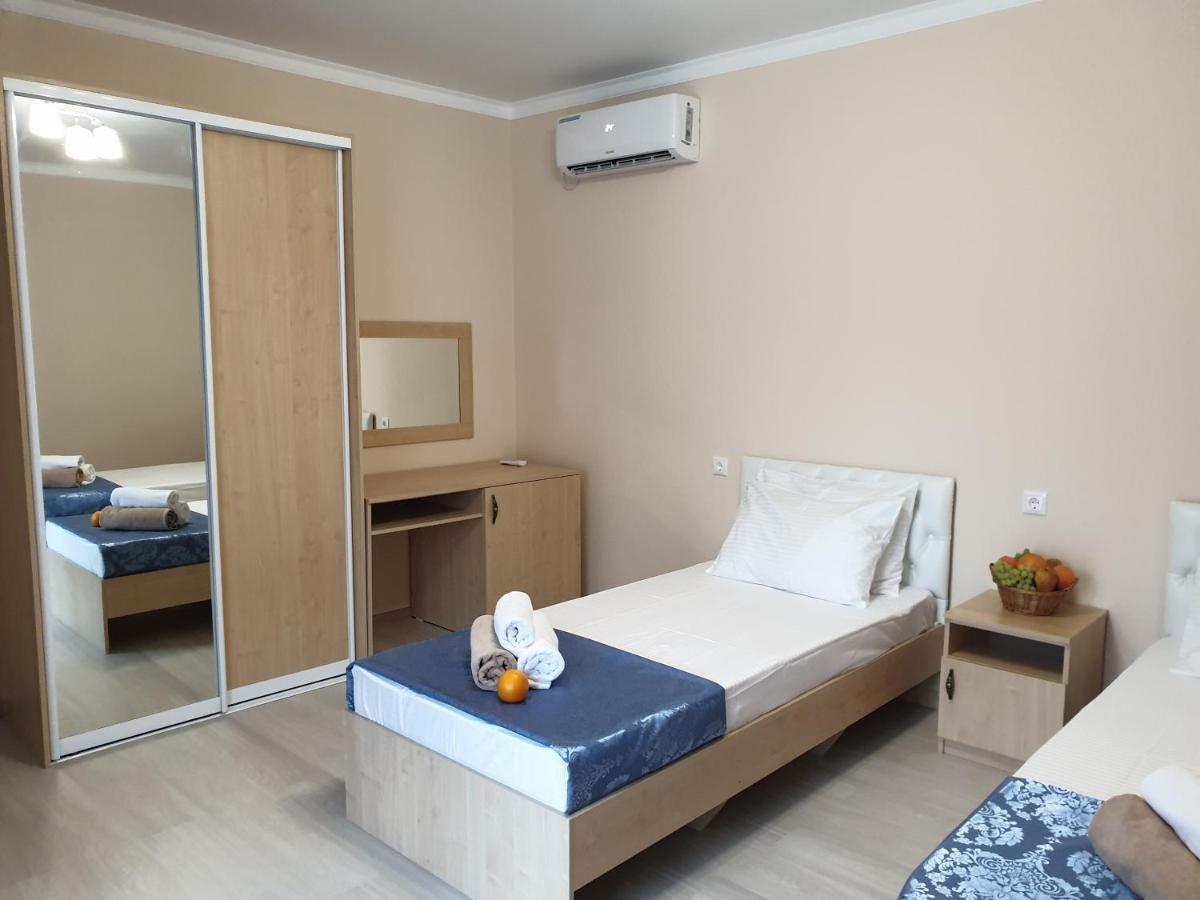 Arda Hotel Gagra Exteriör bild