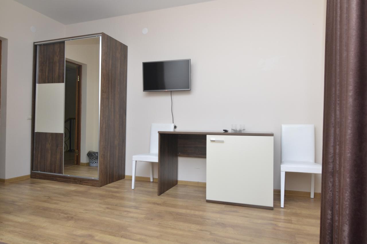 Arda Hotel Gagra Exteriör bild